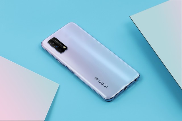 iqoo z1x长续航,游戏显实力,双十一就选它