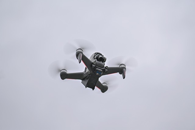 大疆DJI FPV无人机评测:兼备航拍与穿越的全能飞行器