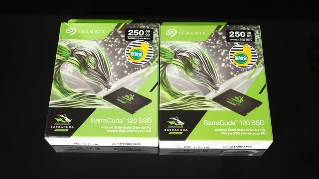 万兆NAS剪4K!威联通QNAP TS-532X+希捷酷狼