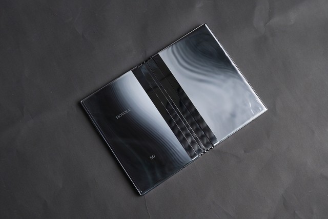 更成熟的折叠屏产品柔宇flexpai2手机评测