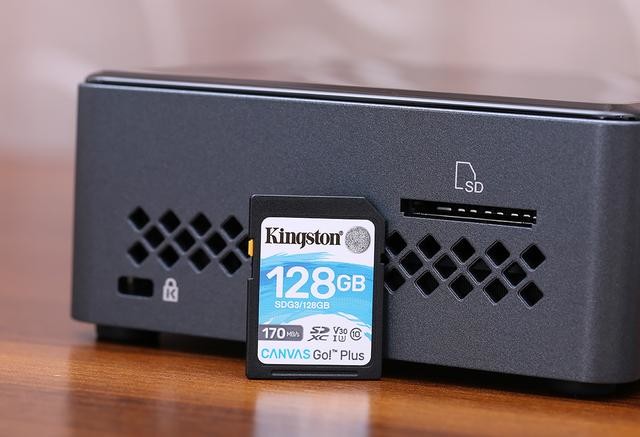 不到一千元的迷你电脑好用吗?Intel NUC7CJYH 上手玩