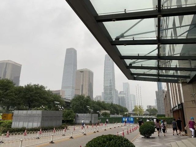 实力强劲,欠缺稳定:小米10至尊纪念版拍照样张