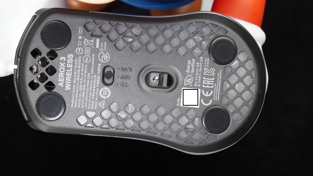 赛睿 Aerox 3 Wireless 无线RGB游戏鼠标