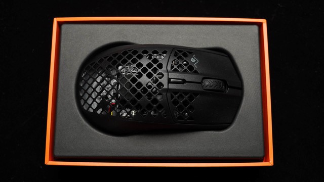 赛睿 Aerox 3 Wireless 无线RGB游戏鼠标