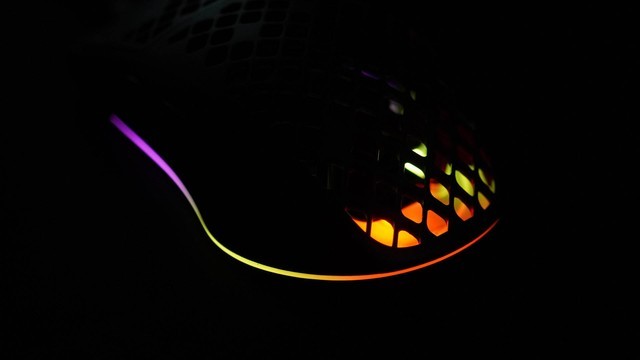 赛睿 Aerox 3 Wireless 无线RGB游戏鼠标