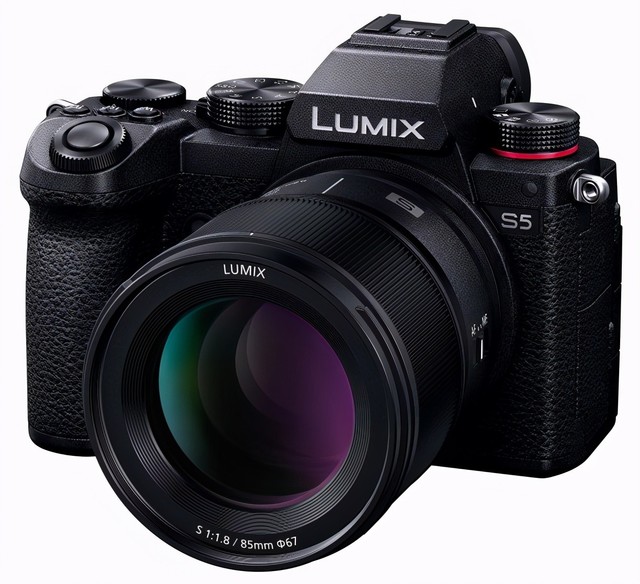 Lumix S 85mm f/1.8ͷع⣬599Ԫ