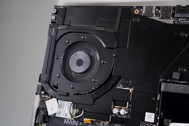 高端rtx水桶本拯救者y9000k2020评测