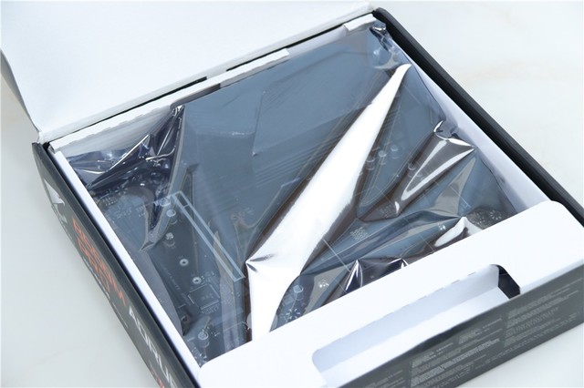 三代锐龙平民首选!技嘉小雕B550M AORUS PRO评测