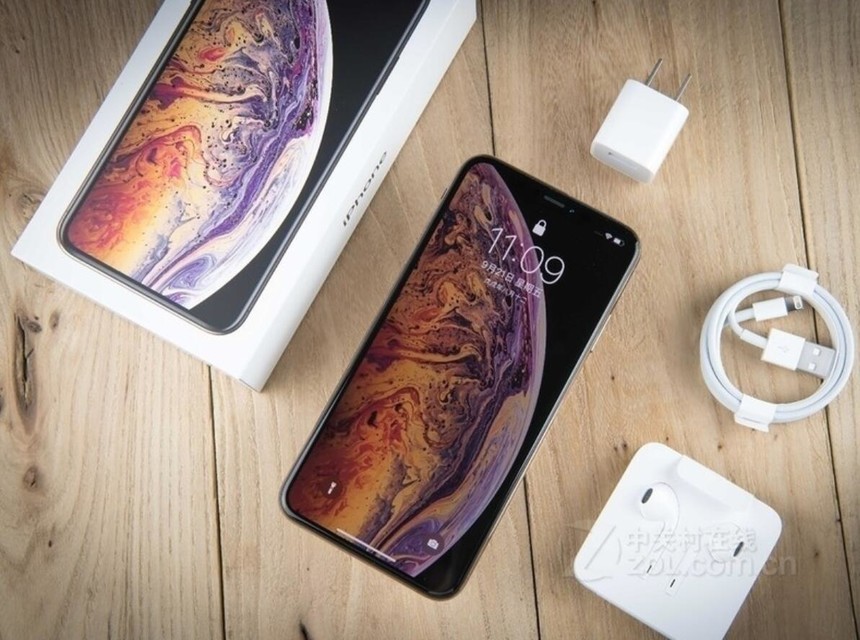 长沙买苹果 iPhone XS max可送货上门加微信1